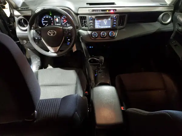 JTMBFREV5HJ710906 2017 TOYOTA RAV 4 - Image 8