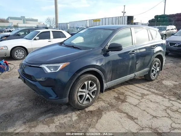 JTMBFREV5JD253342 2018 TOYOTA RAV 4 - Image 2