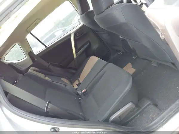 JTMBFREV5JJ203235 2018 TOYOTA RAV 4 - Image 8