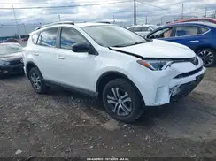 JTMBFREV5JJ204675 2018 TOYOTA RAV 4
