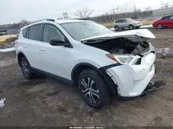 JTMBFREV5JJ226076 2018 TOYOTA RAV 4