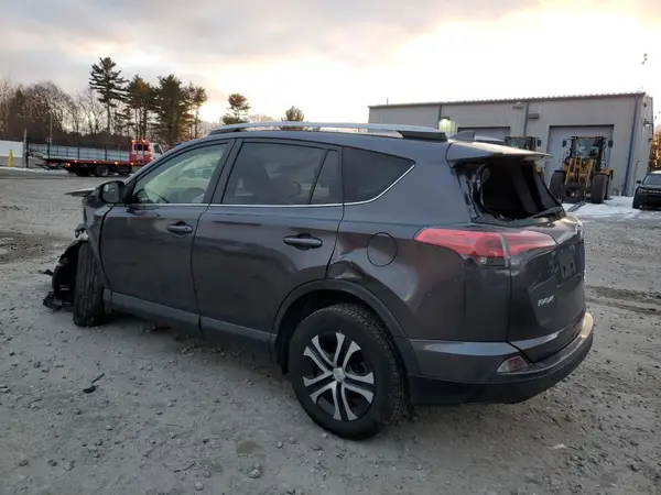 JTMBFREV5JJ226398 2018 TOYOTA RAV 4 - Image 2