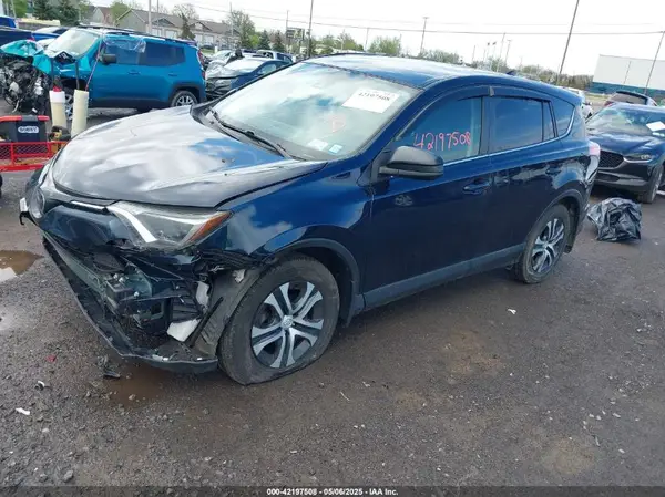 JTMBFREV5JJ228300 2018 TOYOTA RAV 4 - Image 2