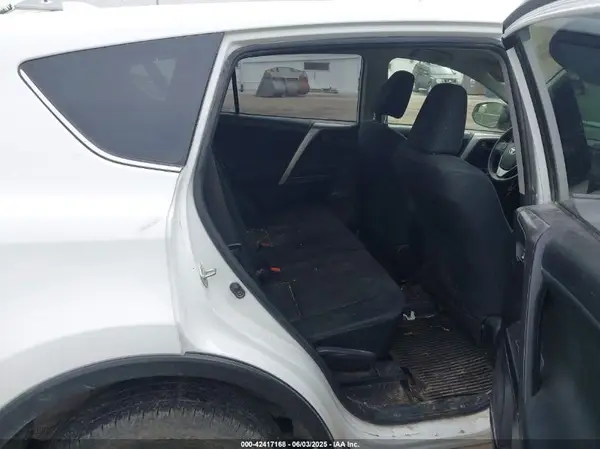 JTMBFREV5JJ250751 2018 TOYOTA RAV 4 - Image 8