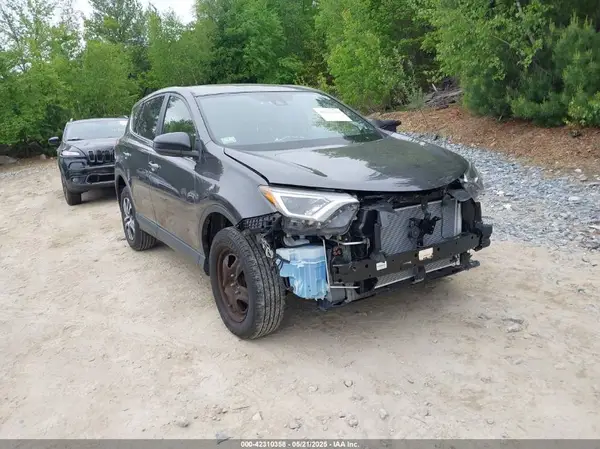 JTMBFREV5JJ726531 2018 TOYOTA RAV 4 - Image 1