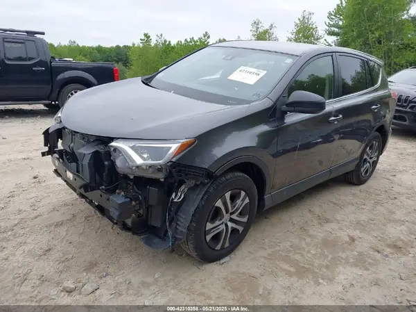 JTMBFREV5JJ726531 2018 TOYOTA RAV 4 - Image 2