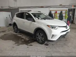 JTMBFREV5JJ729896 2018 TOYOTA RAV 4