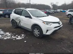 JTMBFREV5JJ733737 2018 TOYOTA RAV 4