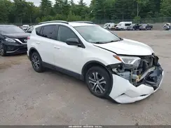 JTMBFREV6HJ113635 2017 TOYOTA RAV 4