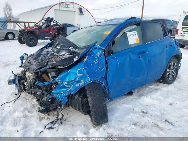 JTMBFREV6HJ128684 2017 TOYOTA RAV 4 - Image 2