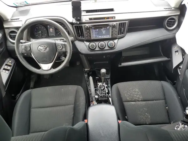 JTMBFREV6HJ163807 2017 TOYOTA RAV 4 - Image 8