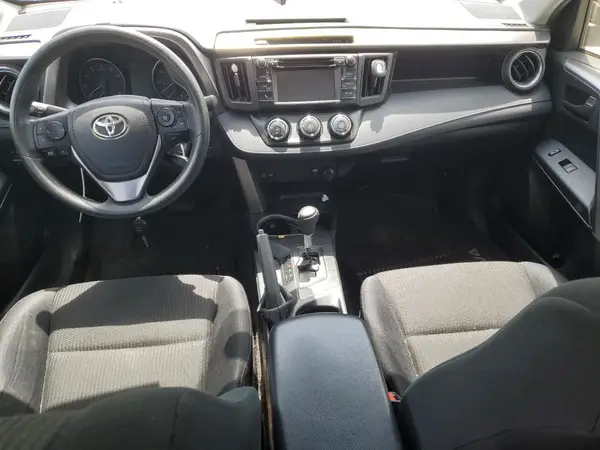 JTMBFREV6HJ166058 2017 TOYOTA RAV 4 - Image 8