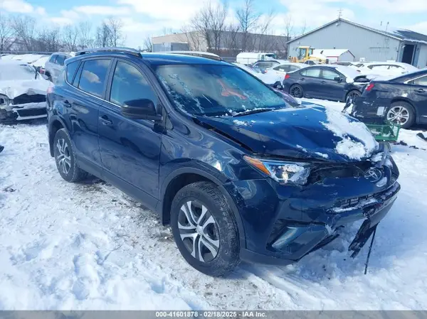JTMBFREV6HJ169686 2017 TOYOTA RAV 4 - Image 1