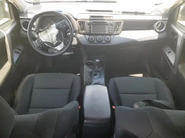 JTMBFREV6HJ172300 2017 TOYOTA RAV 4 - Image 8