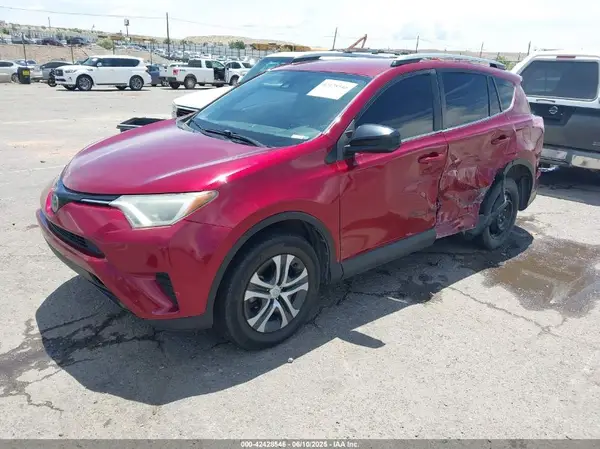 JTMBFREV6JD224626 2018 TOYOTA RAV 4 - Image 2