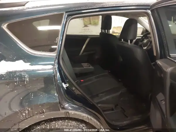 JTMBFREV6JD255441 2018 TOYOTA RAV 4 - Image 8