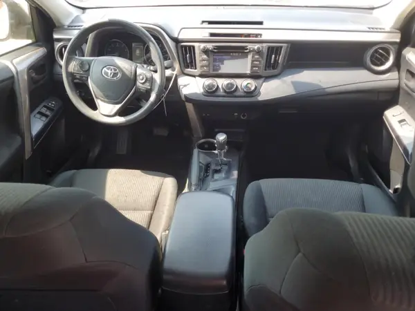 JTMBFREV6JJ202854 2018 TOYOTA RAV 4 - Image 8