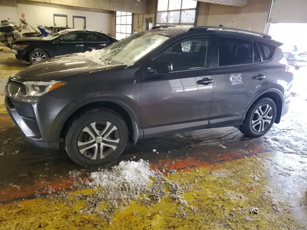 JTMBFREV6JJ205320 2018 TOYOTA RAV 4 - Image 1
