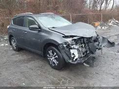 JTMBFREV6JJ242450 2018 TOYOTA RAV 4