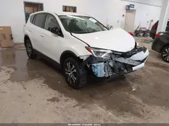 JTMBFREV6JJ718101 2018 TOYOTA RAV 4