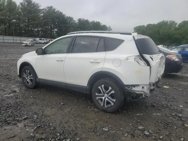 JTMBFREV6JJ734587 2018 TOYOTA RAV 4 - Image 2