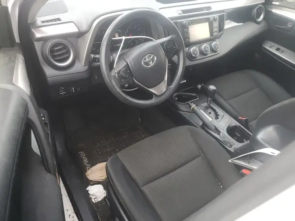 JTMBFREV6JJ734587 2018 TOYOTA RAV 4 - Image 8