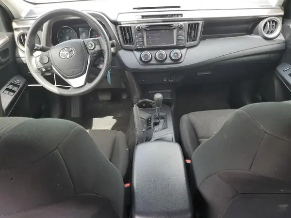 JTMBFREV6JJ748621 2018 TOYOTA RAV 4 - Image 8