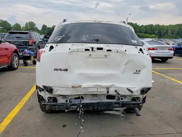 2016 TOYOTA RAV 4 auction photo 6