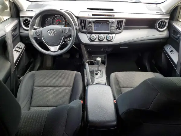 2016 TOYOTA RAV 4 auction photo 8