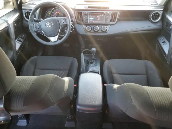 JTMBFREV7GJ085617 2016 TOYOTA RAV 4 - Image 8