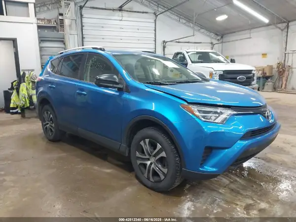 JTMBFREV7GJ103386 2016 TOYOTA RAV 4 - Image 1