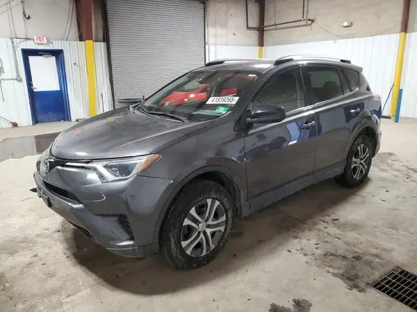 JTMBFREV7HJ114180 2017 TOYOTA RAV 4 - Image 1