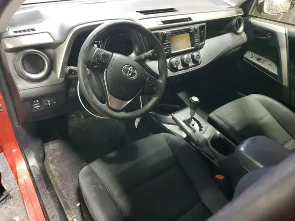 JTMBFREV7HJ123820 2017 TOYOTA RAV 4 - Image 8