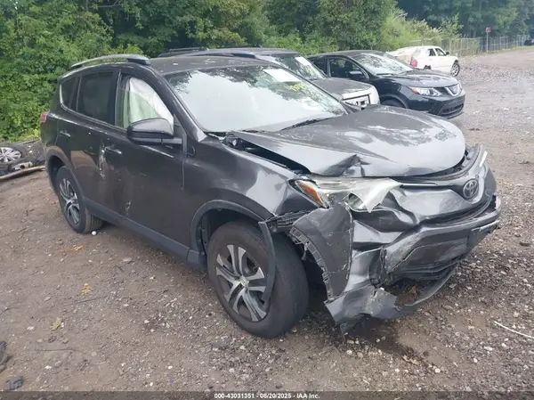 JTMBFREV7HJ128239 2017 TOYOTA RAV 4 - Image 1