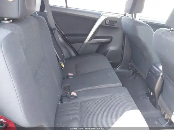 JTMBFREV7HJ152041 2017 TOYOTA RAV 4 - Image 8