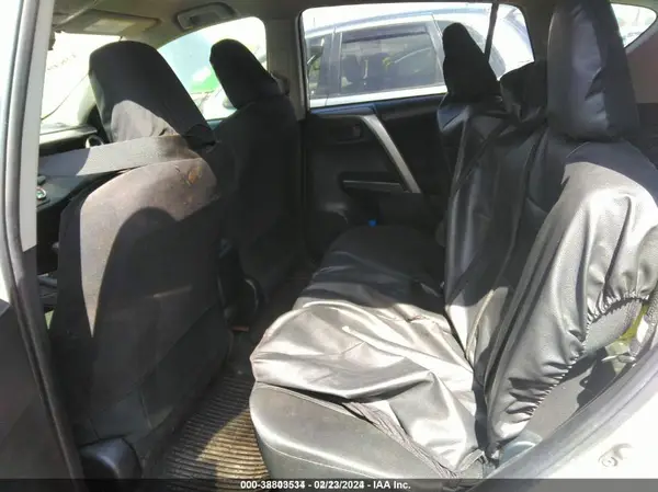 JTMBFREV7HJ710549 2017 TOYOTA RAV 4 - Image 8