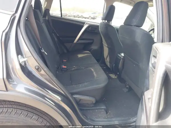 JTMBFREV7JJ188415 2018 TOYOTA RAV 4 - Image 8