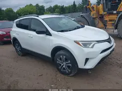JTMBFREV7JJ192402 2018 TOYOTA RAV 4