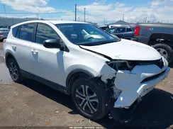 JTMBFREV7JJ198913 2018 TOYOTA RAV 4