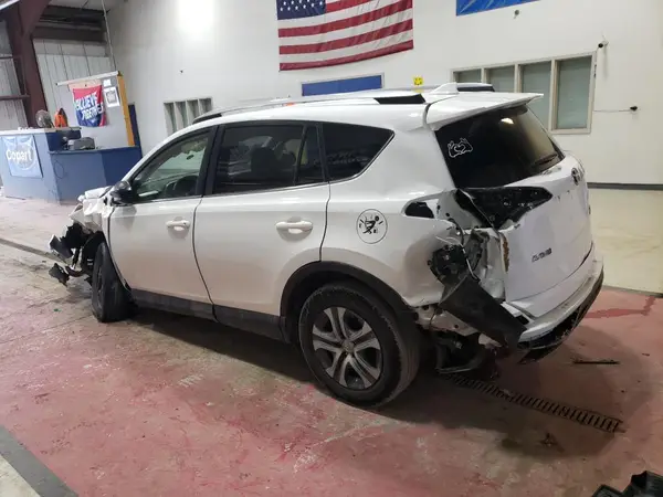 JTMBFREV7JJ200370 2018 TOYOTA RAV 4 - Image 2