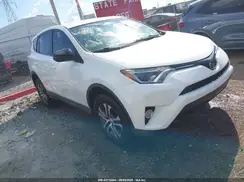 JTMBFREV7JJ207660 2018 TOYOTA RAV 4