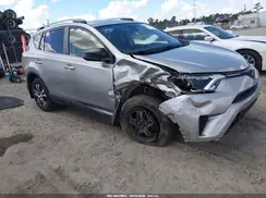 JTMBFREV7JJ218576 2018 TOYOTA RAV 4