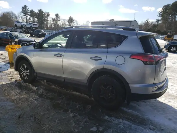 JTMBFREV7JJ218660 2018 TOYOTA RAV 4 - Image 2