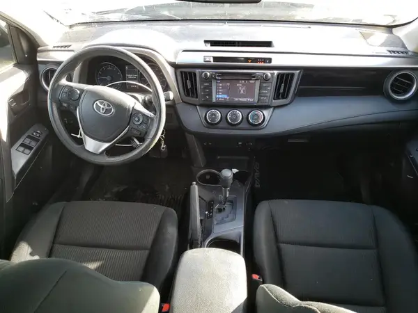 JTMBFREV7JJ218660 2018 TOYOTA RAV 4 - Image 8