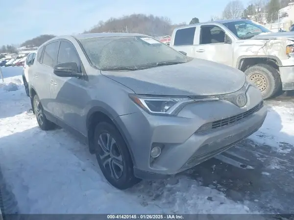 JTMBFREV7JJ222899 2018 TOYOTA RAV 4 - Image 1