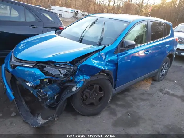 JTMBFREV7JJ254560 2018 TOYOTA RAV 4 - Image 2