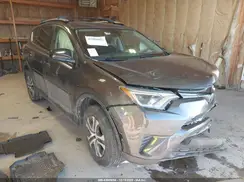 JTMBFREV7JJ724215 2018 TOYOTA RAV 4