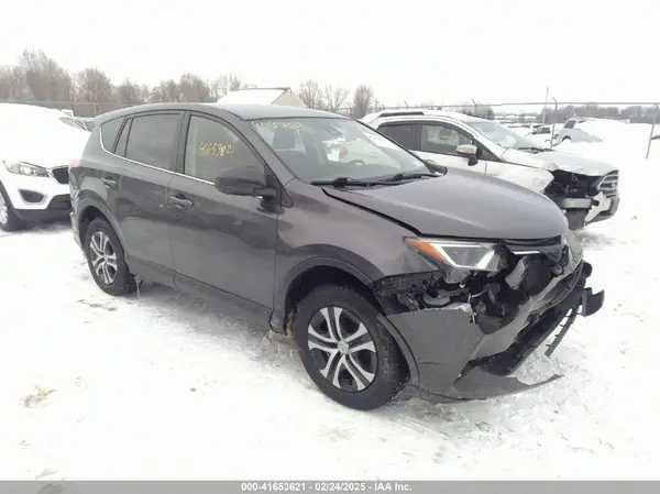 JTMBFREV7JJ727664 2018 TOYOTA RAV 4 - Image 1