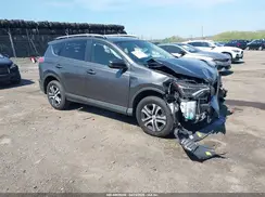 JTMBFREV7JJ732203 2018 TOYOTA RAV 4