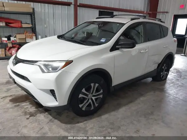 JTMBFREV8GD189161 2016 TOYOTA RAV 4 - Image 2